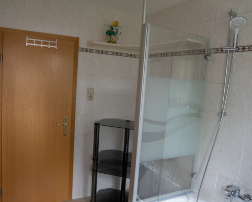 Platz für Bad Utensilien